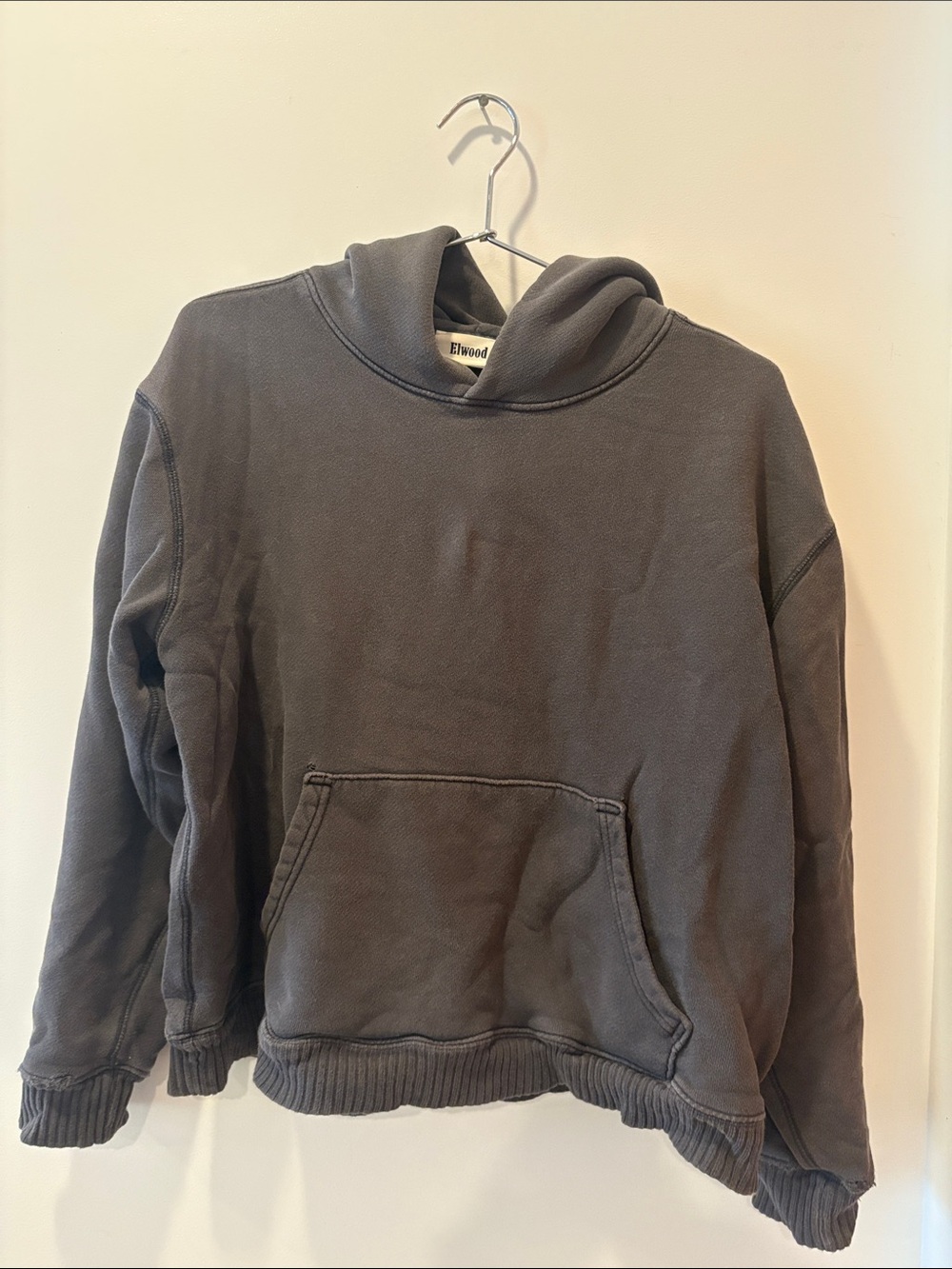 Elwood Men's Gray Pullover Hoodie